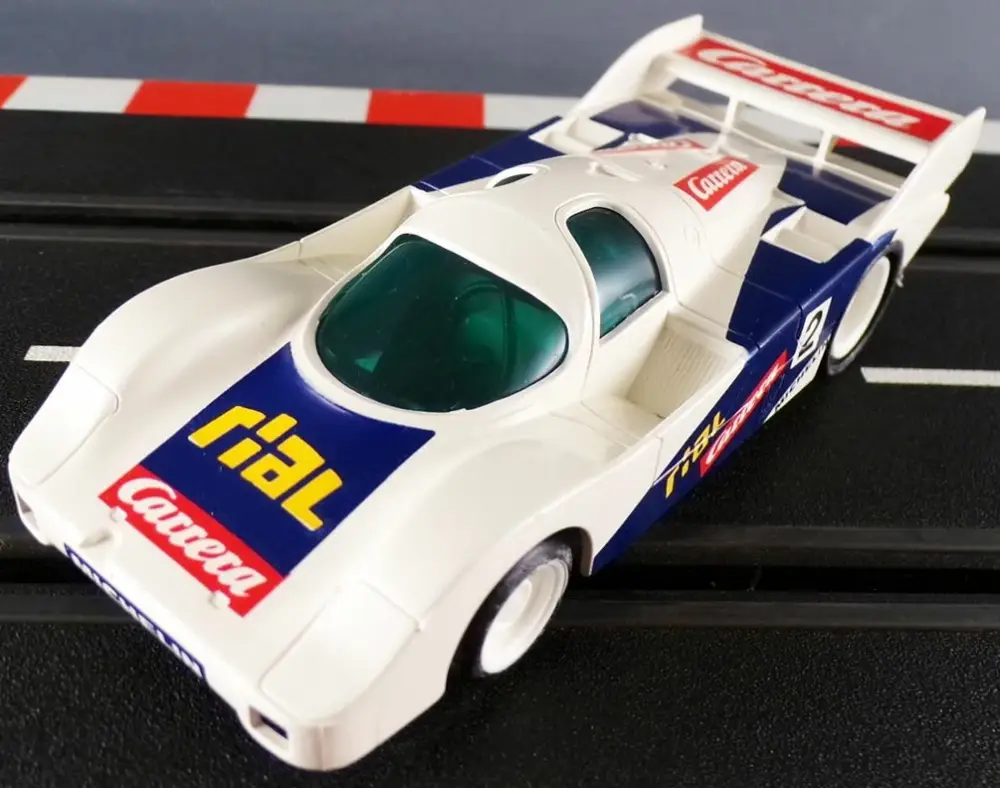 Carrera Profi 71403 - Porsche 956 Rial Blanche N° 2 sans Boite 1/40 Solde